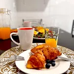 شقة Laya *
